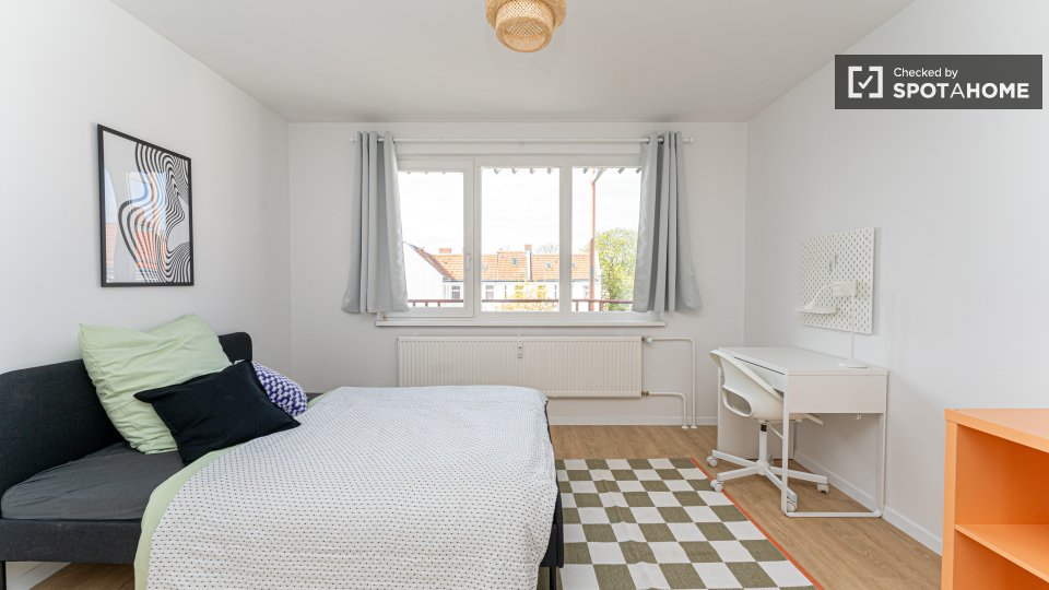 Room, Richardstraße, Berlin