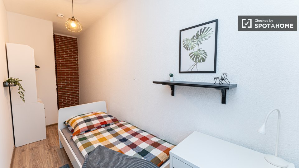 Room, Otto-Franke-Straße, Berlin