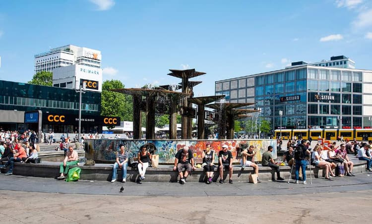Population of Germany rises above 84 million for first time ever