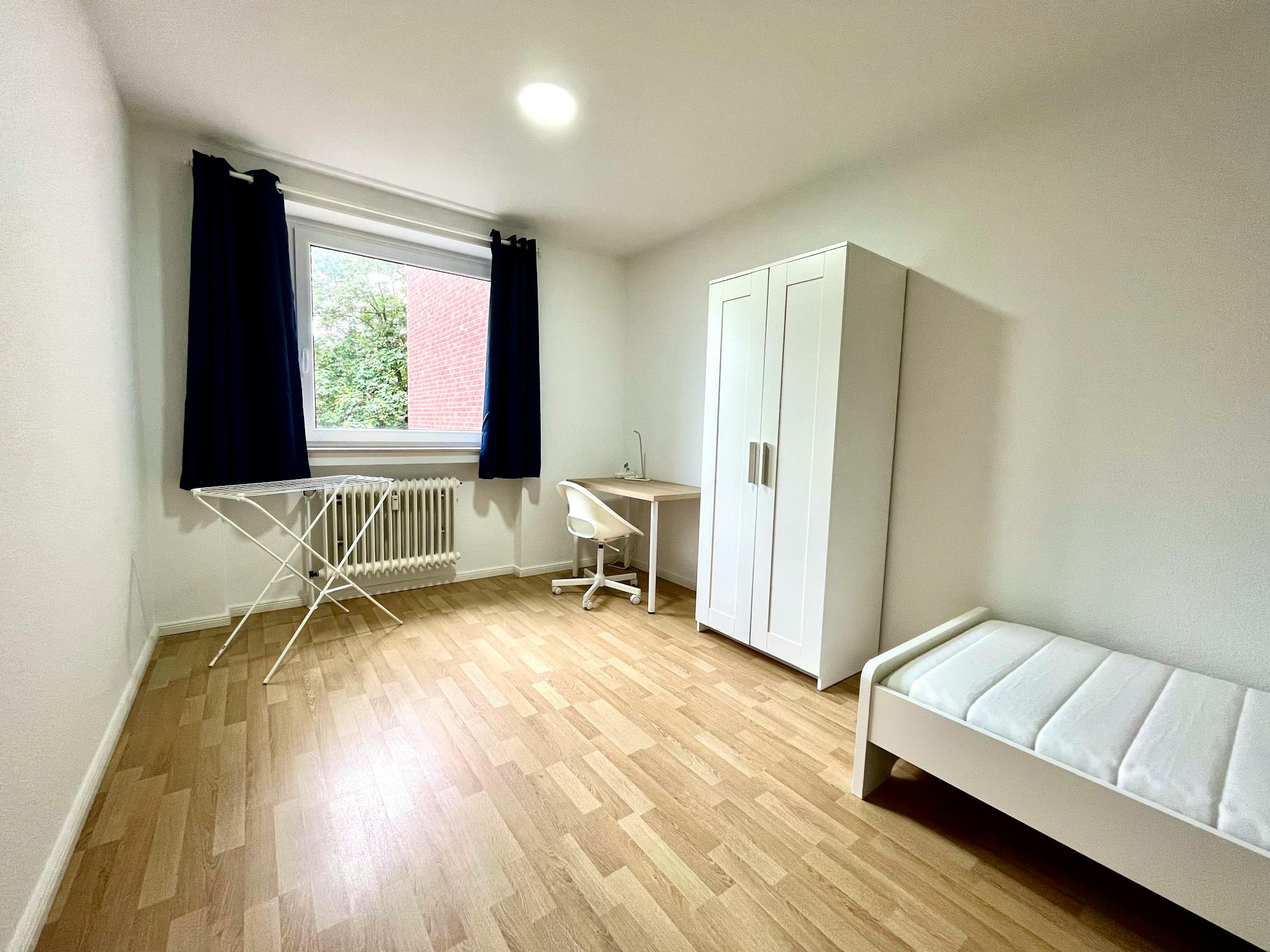 Apartment, Kölner Landstraße, Dusseldorf