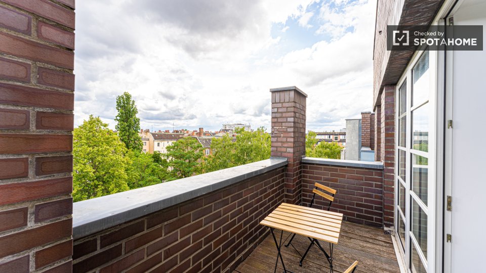 Room, Müllerstraße, Berlin