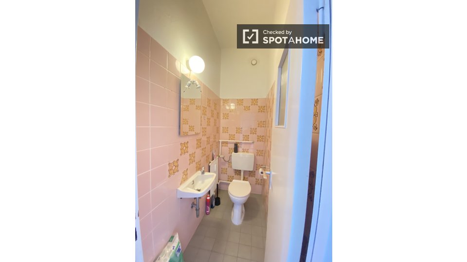 Room, Bismarckstraße, Berlin