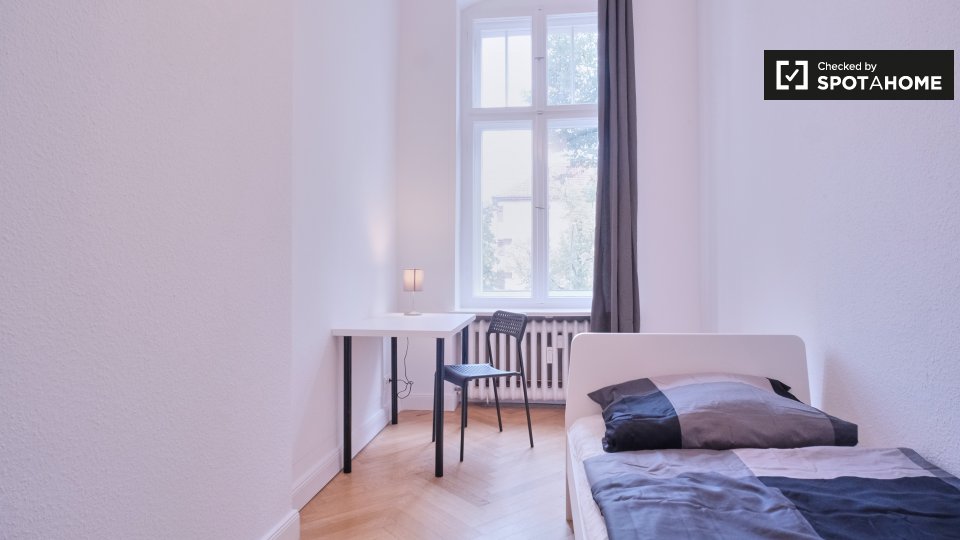 Room, Hohenzollerndamm 61, 14199 Berlin, Germany, OG links, Berlin