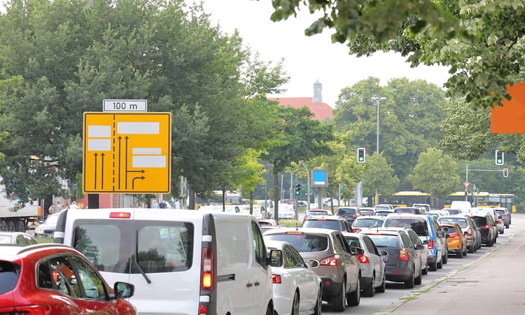 Hamburg retains title as Germany’s traffic jam capital