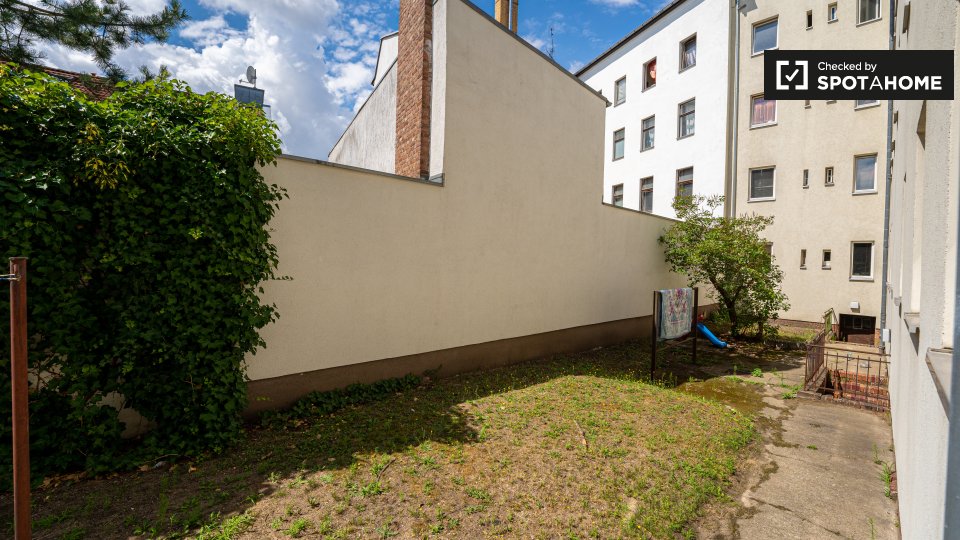 Room, Zinsgutstraße, Berlin