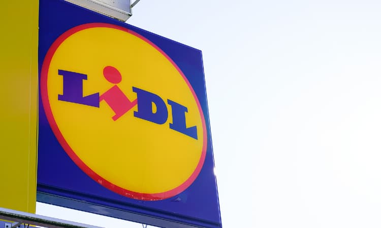 3 injured in letter bomb blast at Lidl's German headquarters