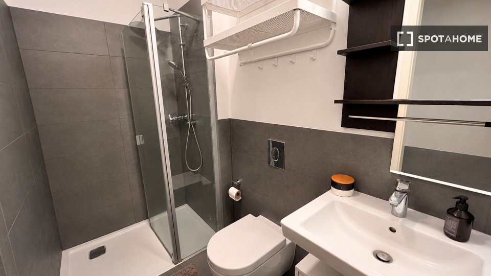 Apartment, Glasbläserallee, Berlin