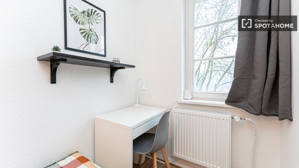 Room, Otto-Franke-Straße, Berlin