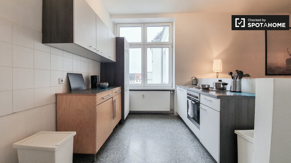 Room, Weimarische Str., Berlin