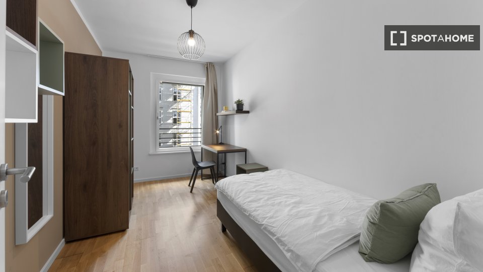 Room, Friedrichstraße, Berlin
