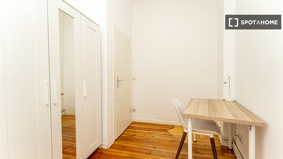 Room, Boxhagener Str., Berlin