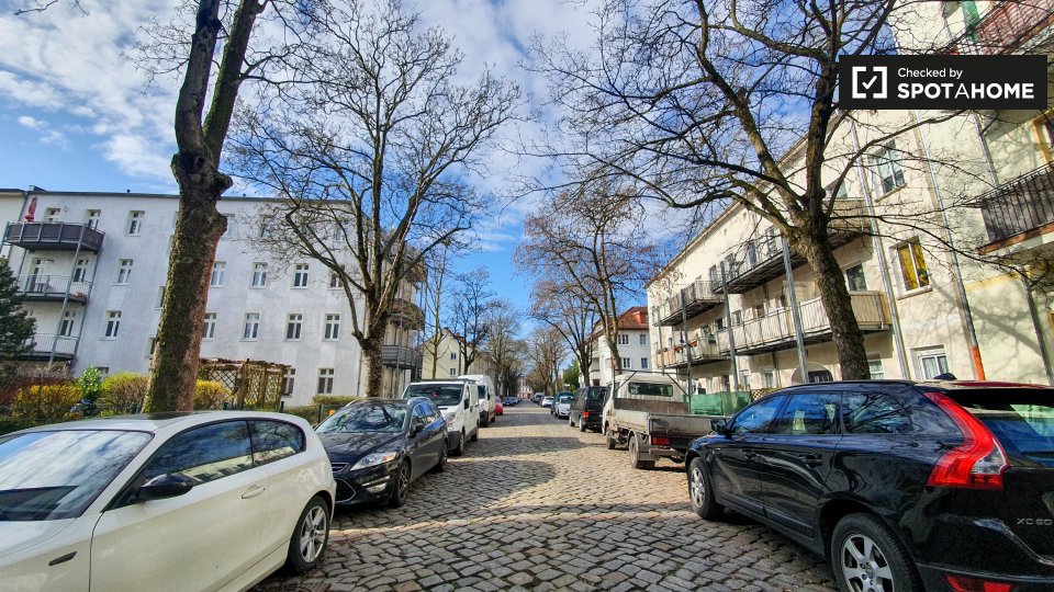 Room, Hoffmannstraße, Berlin
