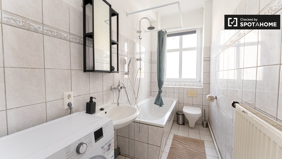 Room, Zinsgutstraße, Berlin