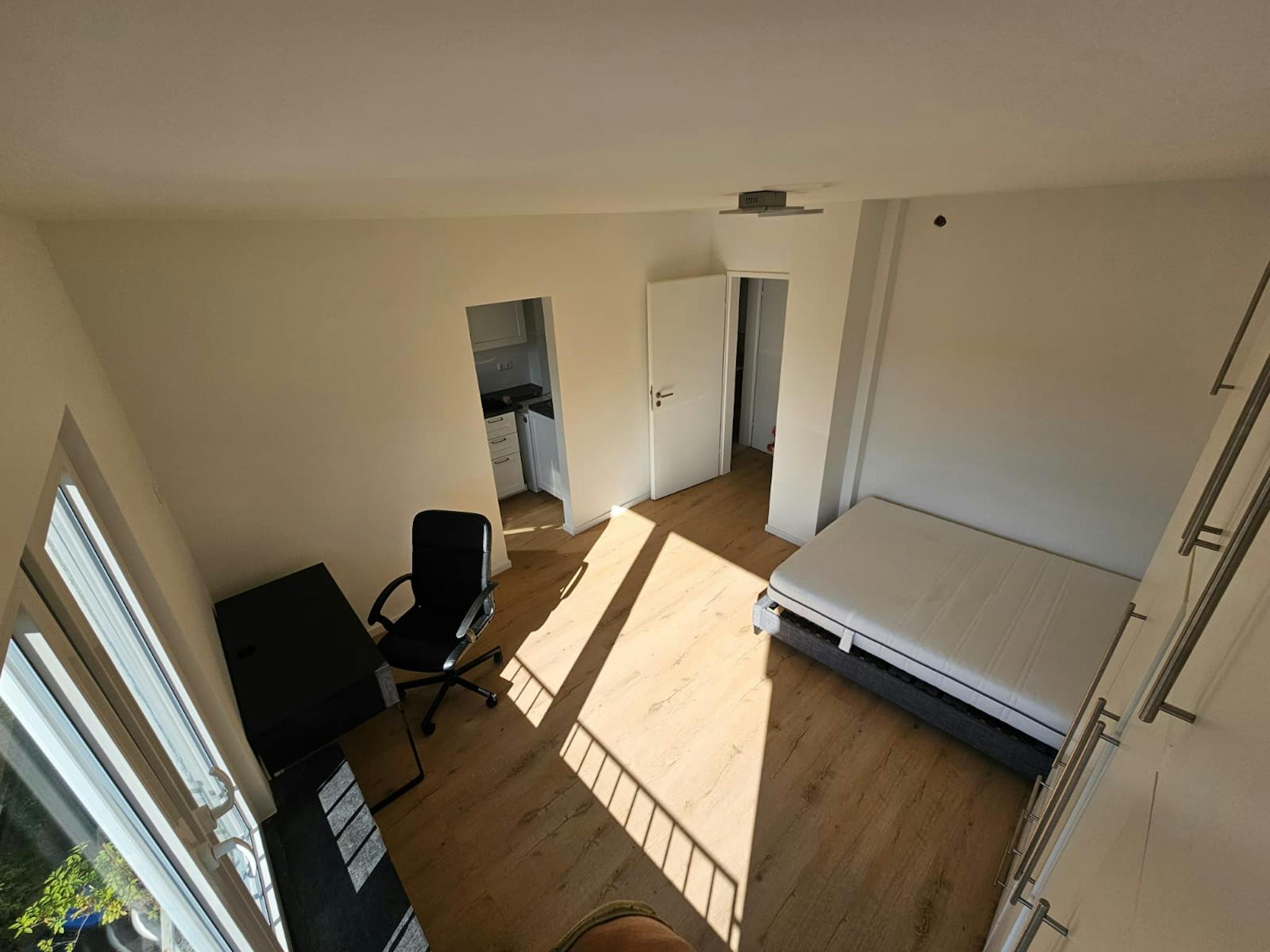Apartment, Zeppelinstraße, Dusseldorf
