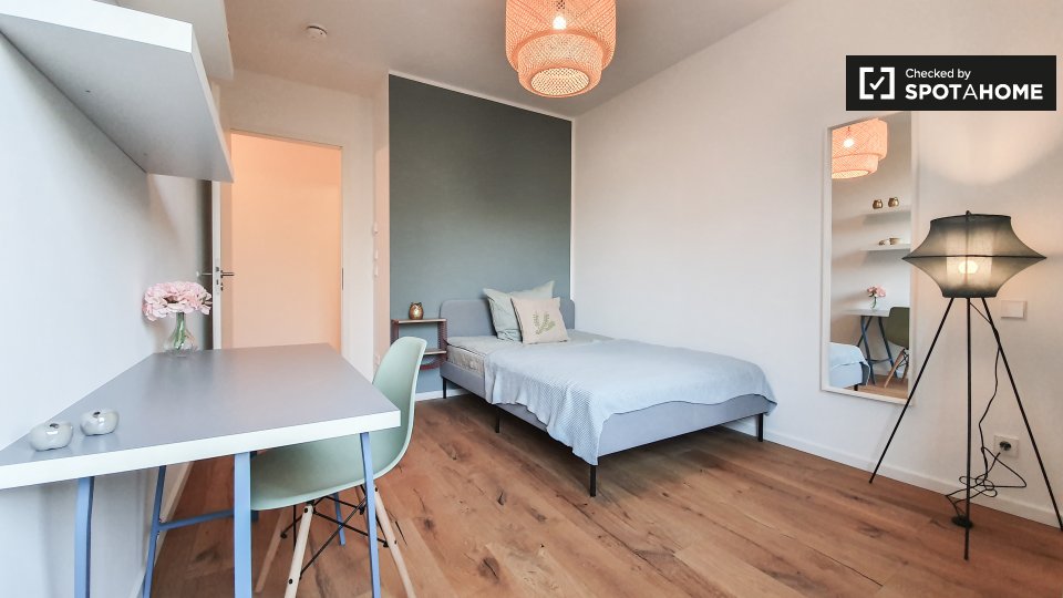 Room, Nazarethkirchstraße, Berlin