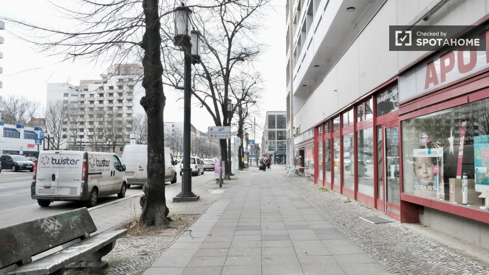 Apartment, Tattoo-Piercing Studio, Berlin