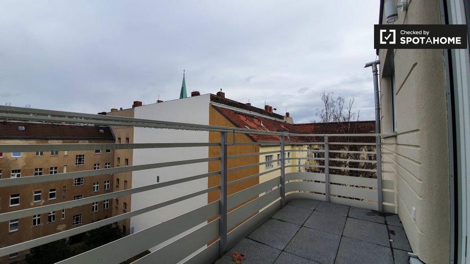 Room, Nazarethkirchstraße, Berlin