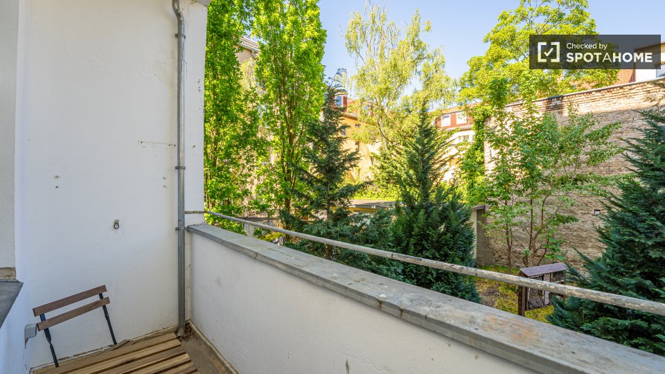 Room, Hoffmannstraße, Berlin