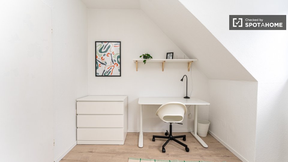 Room, Jüdenstraße, Berlin