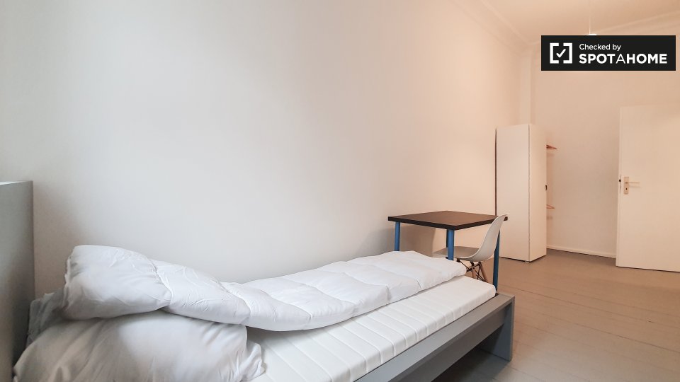 Room, Kottbusser Damm-30, Berlin