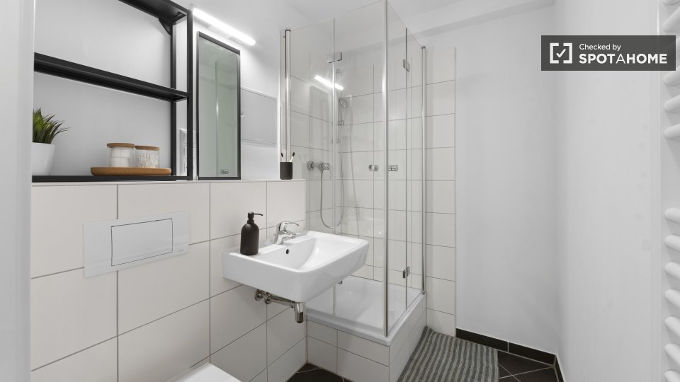 Room, Friedrichstraße, Berlin