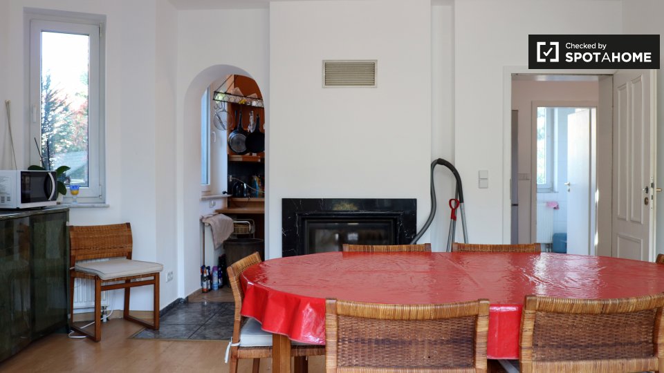 Room, Seegefelder Weg, 13591 Berlin, Germany, Berlin