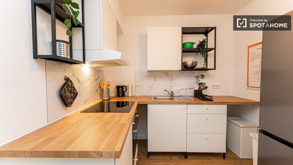 Room, Müllerstraße, Berlin