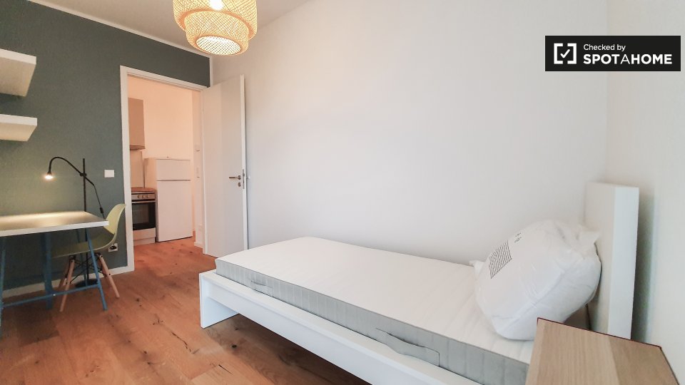 Room, Nazarethkirchstraße, Berlin