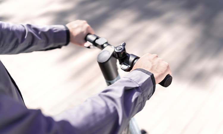 Erfurt man loses licence for drunk driving E-scooter and yodelling