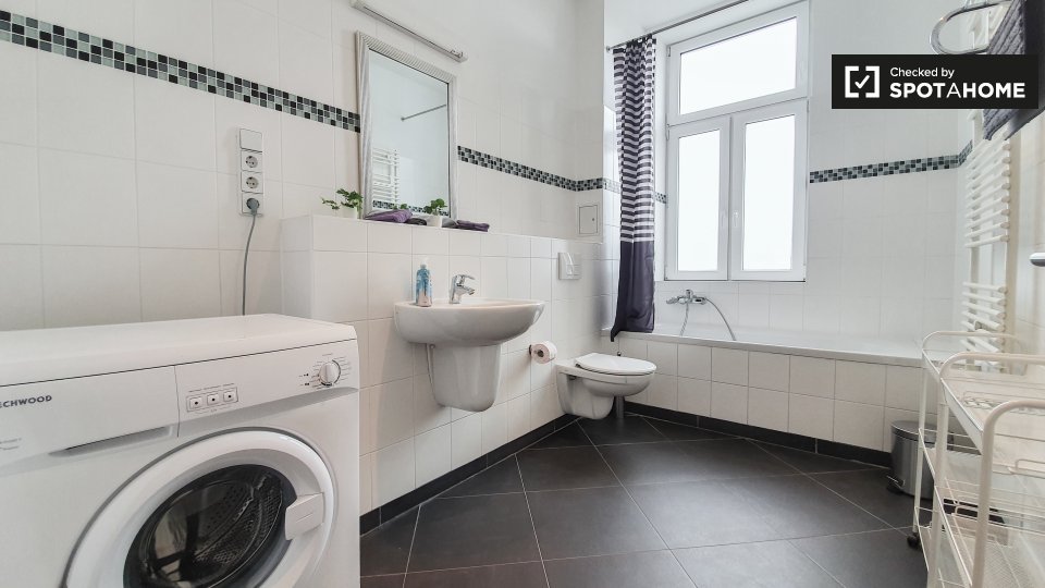 Room, Weimarische Str., Berlin