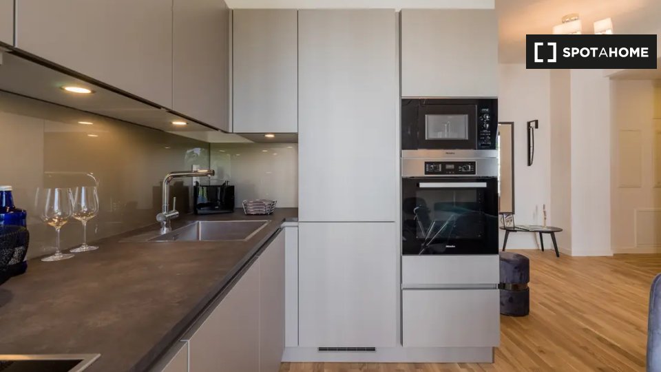 Apartment, Wilhelm-Caspar-Wegely-Platz, Berlin