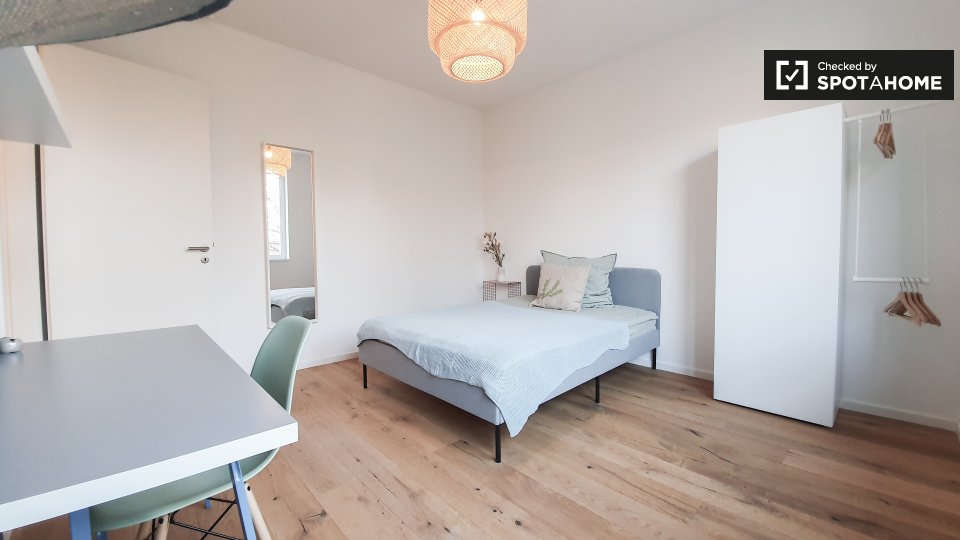 Room, Nazarethkirchstraße, Berlin