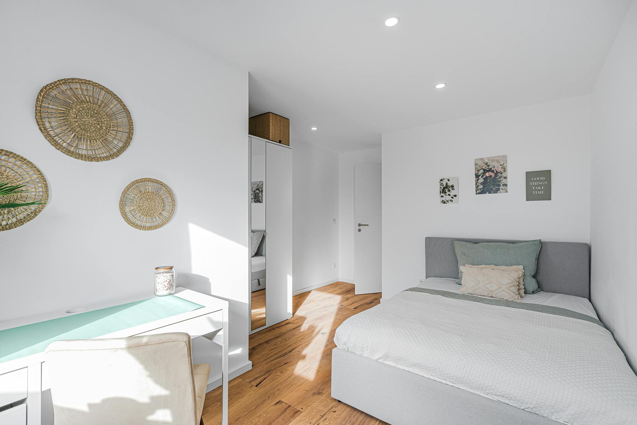 Apartment, Schaffhauser Straße, Munich
