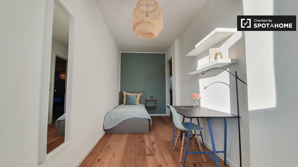 Room, Nazarethkirchstraße, Berlin