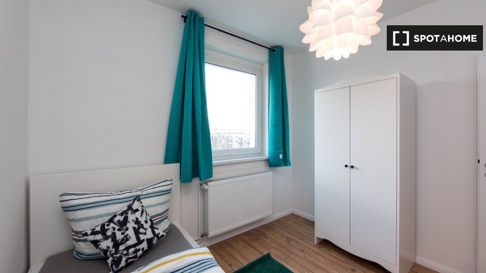 Room, Johanna-Tesch-Straße, Berlin