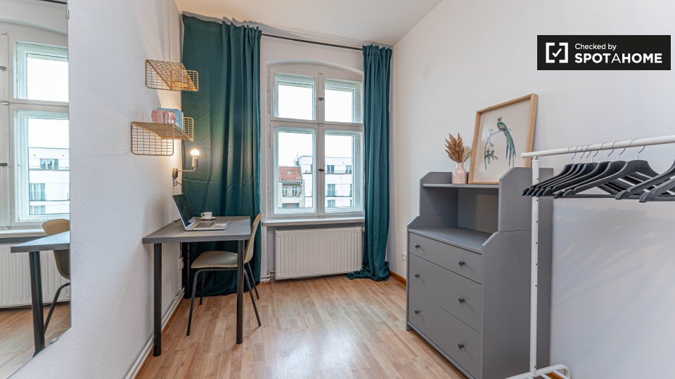 Room, Greifswalder Str., Berlin