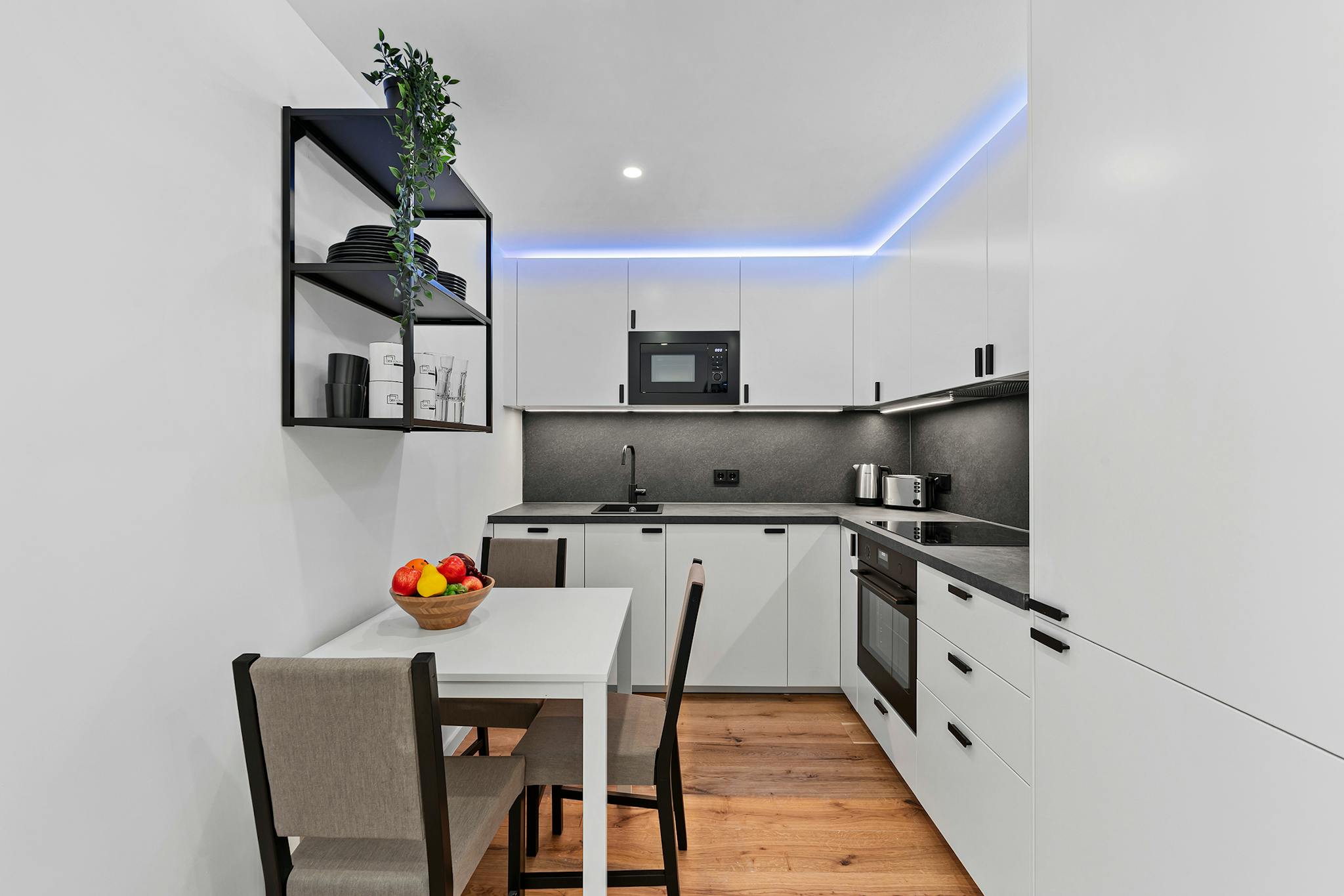 Apartment, Mainaustraße, Munich