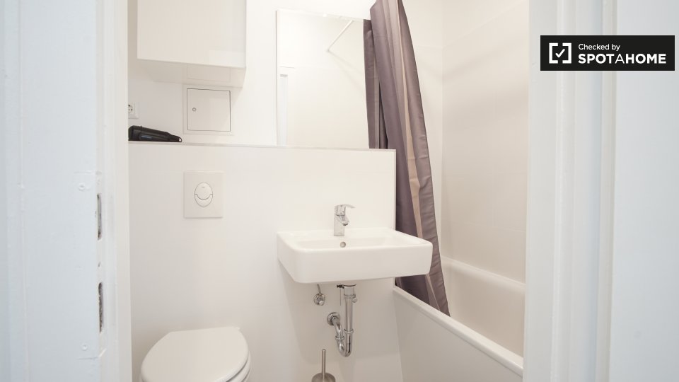 Room, Neltestraße 31, 12489 Berlin, Germany, Berlin