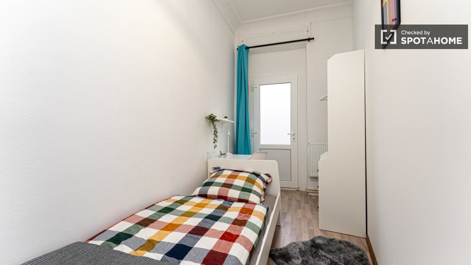 Room, Waldstraße, Berlin