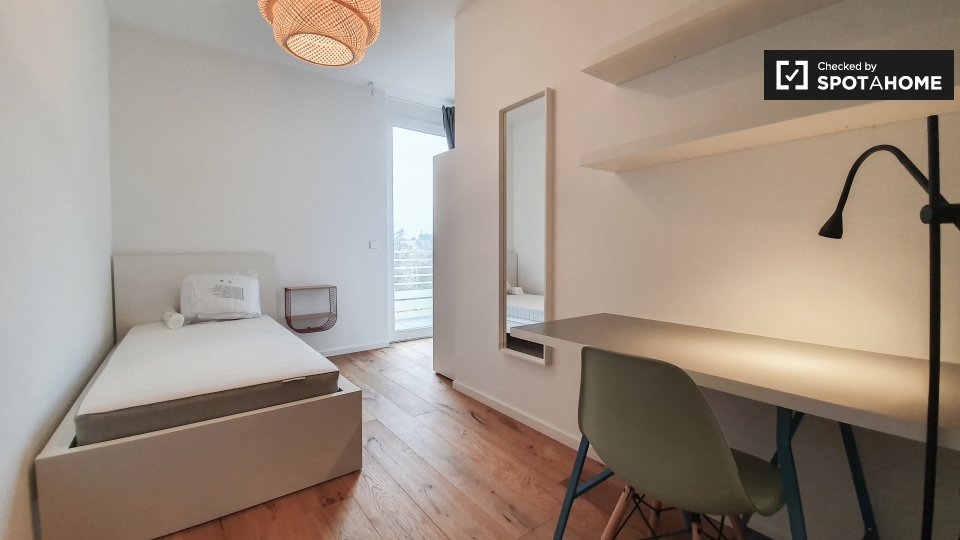 Room, Nazarethkirchstraße, Berlin