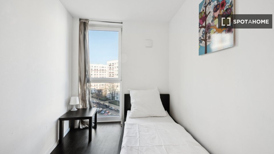Room, Bernhard-Weiß-Straße-3, Berlin