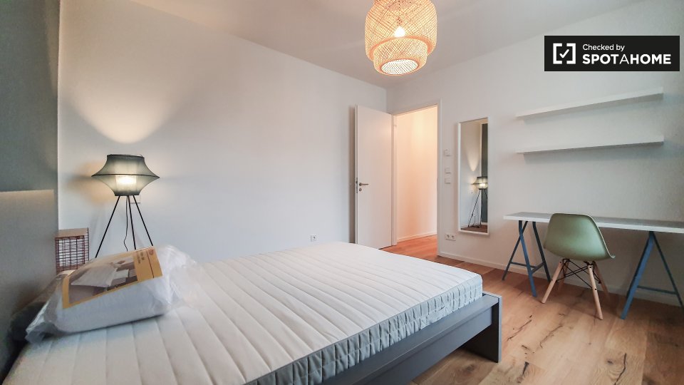 Room, Nazarethkirchstraße, Berlin