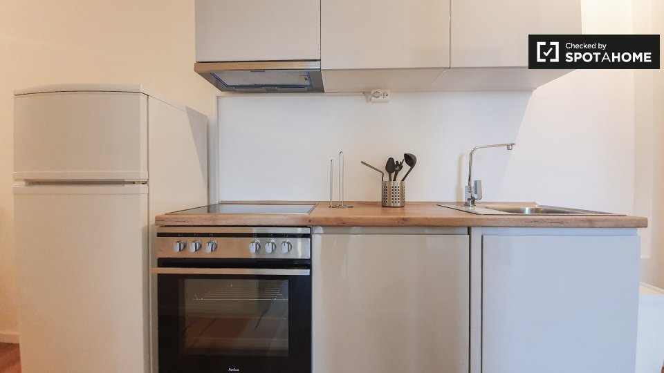 Room, Nazarethkirchstraße, Berlin