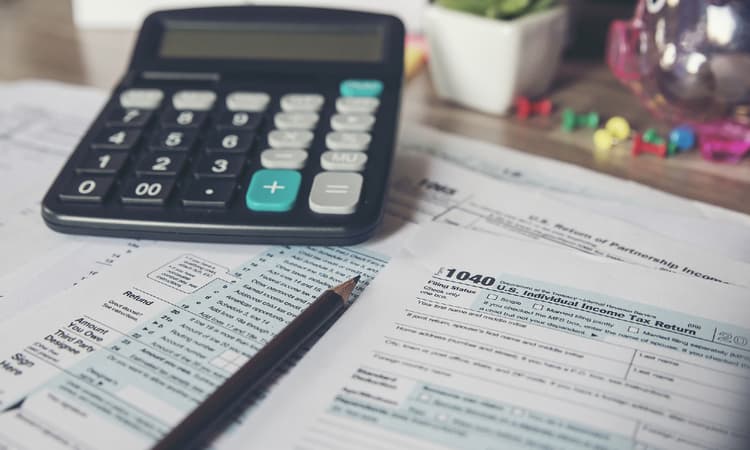 The 5 most common US expat tax questions: Answered