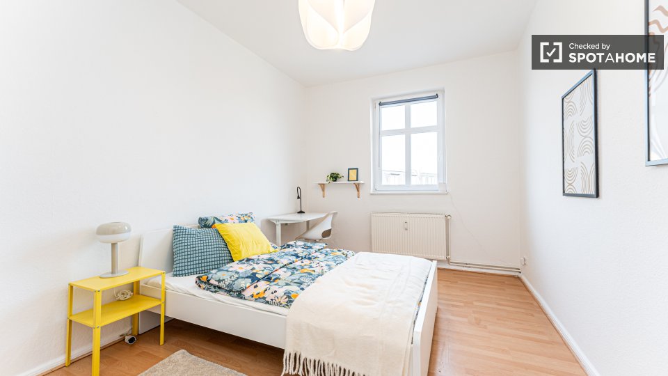Room, Dörpfeldstraße, Berlin