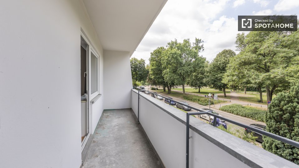 Room, Rübelandstraße, Berlin