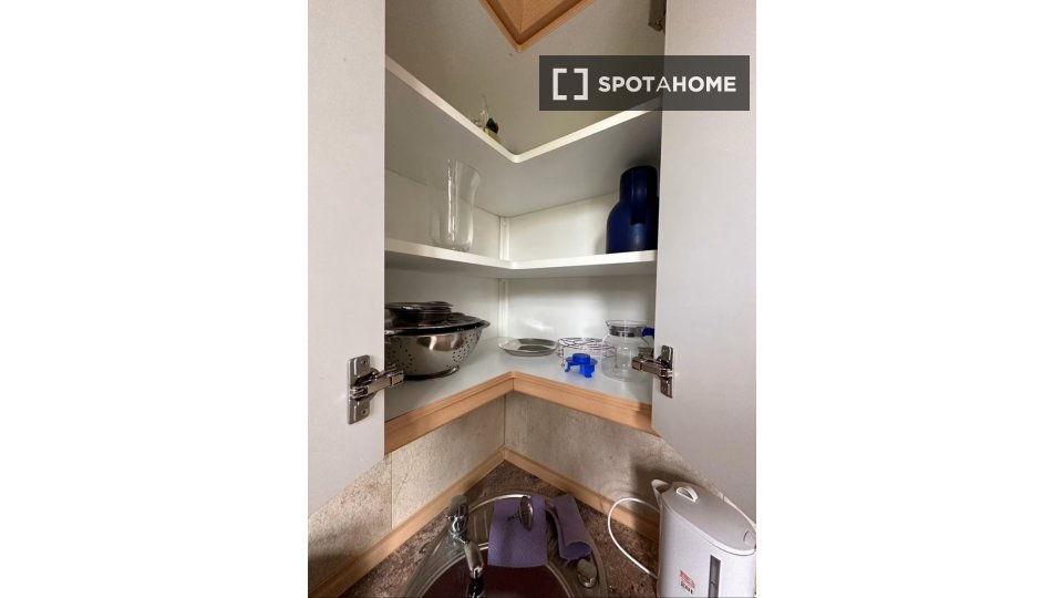 Room, Hackenbergstraße, Berlin