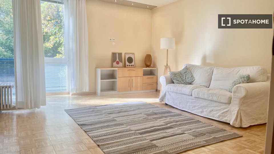 Apartment, Stubenrauchstraße, Berlin