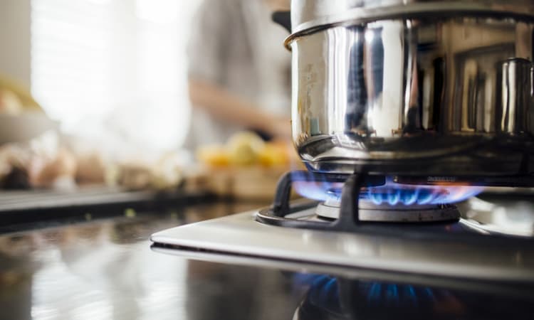 Consumers in Germany encouraged to switch suppliers as energy prices fall
