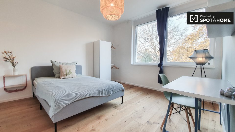 Room, Nazarethkirchstraße, Berlin